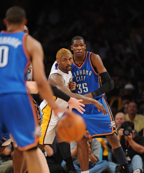 1-1：巴萨被按地摩擦，皇马大笑！利物浦攻克焦点战领跑英超！